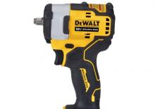 Акумулаторни ударни винтоверти и гаечни ключове DEWALT DCF903B