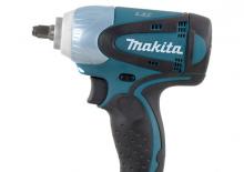 Акумулаторни ударни винтоверти и гаечни ключове Makita DTW253Z