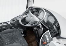 Автобуси за междуградски транспорт Mercedes-Benz Intouro L