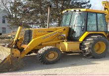 Багер-товарачи с обратно загребване John Deere Construction 410 D