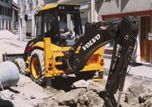 Багер-товарачи с обратно загребване Volvo BL 61