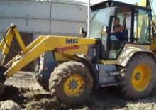Багер-товарачи с обратно загребване MF Industrial MF 865