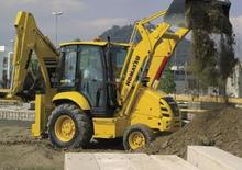 Багер-товарачи с обратно загребване Komatsu WB91R-2
