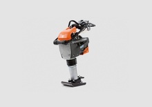 Бензинови и дизелови вибротрамбовки Husqvarna LT 5005