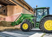 Челен колесен товарач John Deere 623M
