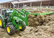 Челен колесен товарач John Deere 663R