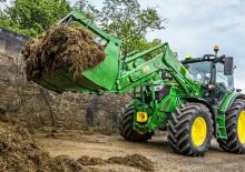Челен колесен товарач John Deere 683R
