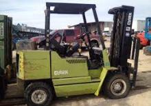 Челни мотокари, пропан-бутан Clark GPS 30 HP