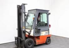 Челни мотокари, пропан-бутан Nissan PJ 01 A 10 U