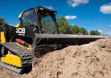 Челни товарачи JCB 205T