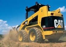 Челни товарачи Caterpillar 232B