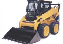 Челни товарачи Caterpillar 242B Series 3