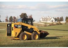 Челни товарачи Caterpillar 246D