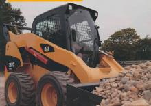 Челни товарачи Caterpillar 256C