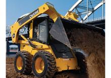 Челни товарачи John Deere Construction 328