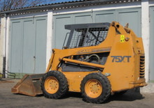 Челни товарачи Case 75 XT