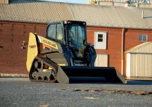 Челни товарачи New Holland C327 