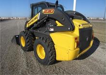 Челни товарачи New Holland L230