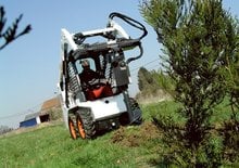 Челни товарачи Bobcat S100