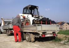 Челни товарачи Bobcat S100