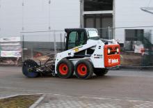 Челни товарачи Bobcat S450