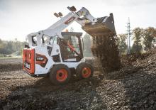 Челни товарачи Bobcat S530