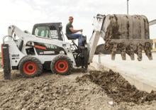 Челни товарачи Bobcat S530