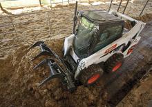 Челни товарачи Bobcat S590