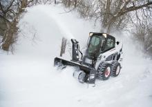Челни товарачи Bobcat S590