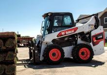 Челни товарачи Bobcat S66