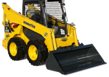 Челни товарачи Komatsu SK818-5 Super Flow