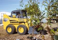 Челни товарачи Gehl SL 4840 SXT