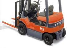 Челни вилични електрокари Toyota 7 FB 18