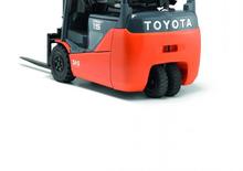 Челни вилични електрокари Toyota 8 FBET 16
