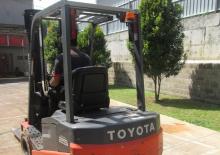 Челни вилични електрокари Toyota 8 FBN 25