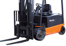 Челни вилични електрокари Doosan B22X-5