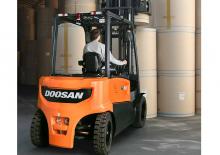 Челни вилични електрокари Doosan B45X-7