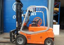 Челни вилични електрокари BT C 4 E 400 V