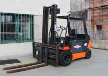 Челни вилични електрокари Lugli EHXR 60