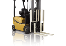 Челни вилични електрокари Yale ERP 20 VF