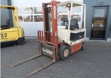 Челни вилични електрокари Nissan UM 02 L 25 U