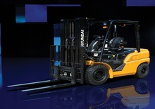 Челни вилични мотокари, дизелови Hyundai 25D-9V