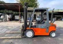 Челни вилични мотокари, дизелови Lugli 405 E