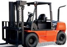 Челни вилични мотокари, дизелови Doosan D 70 S 5 (3G)