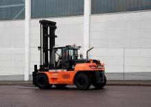 Челни вилични мотокари, дизелови Doosan D140S-9