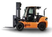 Челни вилични мотокари, дизелови Doosan D70S-9