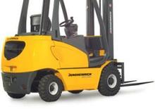Челни вилични мотокари, дизелови Jungheinrich DFG 20 A