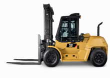 Челни вилични мотокари, дизелови Caterpillar DP100N2