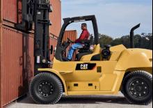 Челни вилични мотокари, дизелови Caterpillar DP160N2