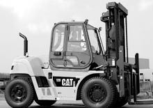 Челни вилични мотокари, дизелови Caterpillar DP90N